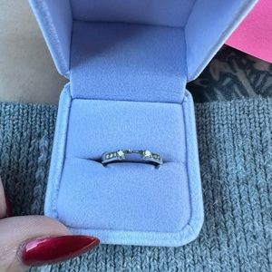 Diamond solitaire Enchancer ring